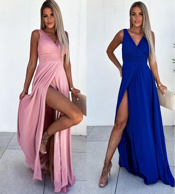 Women's Sleeveless V-neck Pleated Hem Dress
